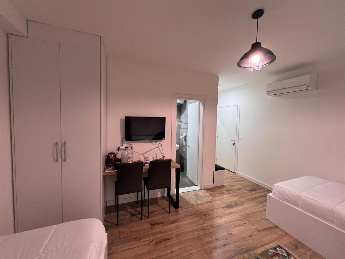 Grand Park & Bllok Area Rooms Τίρανα Εξωτερικό φωτογραφία